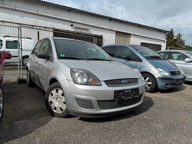 Silber Gebraucht 2007 Ford Fiesta Fun X Kleinwagen | 2.990 € (Fairer Preis) - Bild 1/4