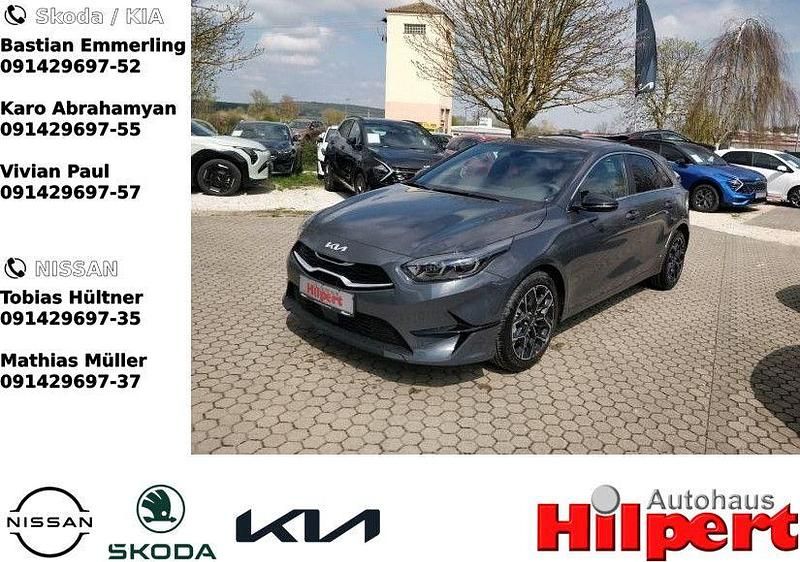 Grau Neu 2025 Kia Ceed Limousine | 24.940 € (Fairer Preis) - Bild 1/4