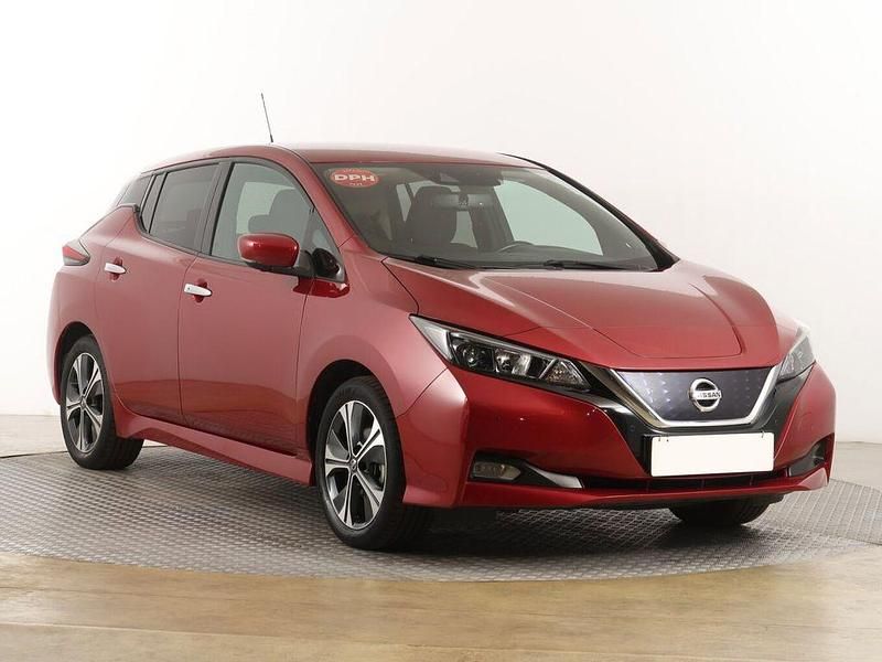 Rot Gebraucht 2020 Nissan Leaf Kleinwagen | 14.637 € (Fairer Preis) - Bild 1/4
