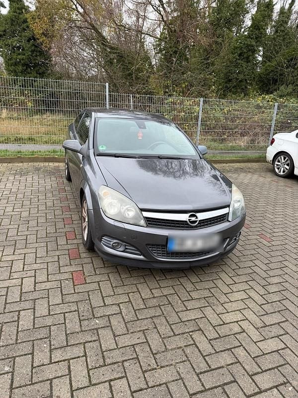 Gebraucht Opel Astra GTC 90 PS (66 kW) 2009 Grau Coupé