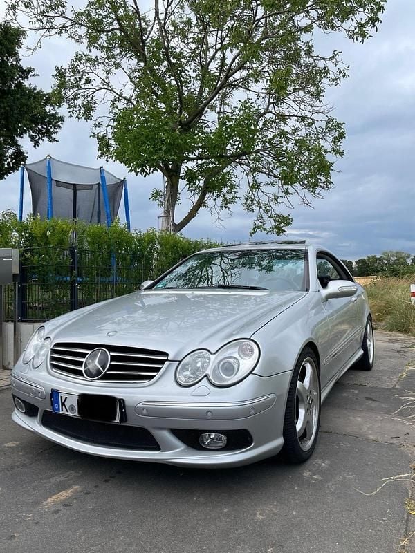 Silber Gebraucht 2004 Mercedes CLK500 Avantgarde Coupé | 13.000 € (Guter Preis) - Bild 1/4