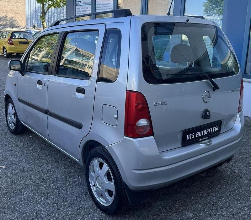 Second-hand Opel Agila 75 CP (55 kW) 2002 Argintiu Monovolum