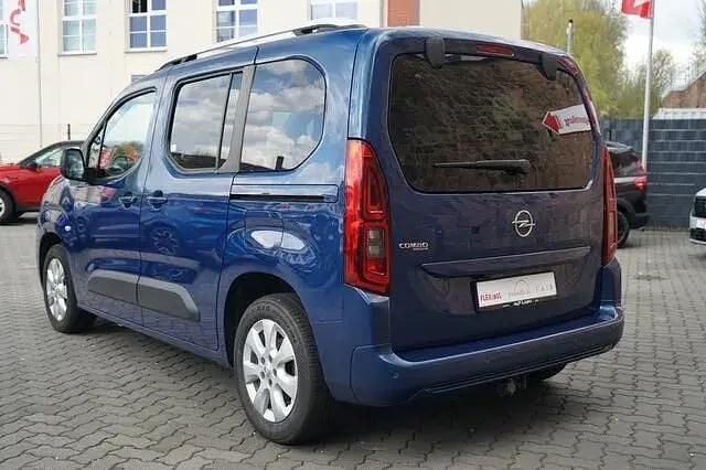 Usata Opel Combo 110 CV (80 kW) 2020 Blu Monovolume