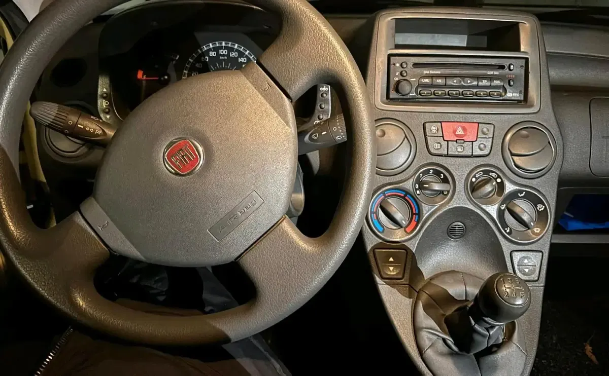Occasion Fiat Panda 60 ch (44 kW) 2009 Jaune Citadine