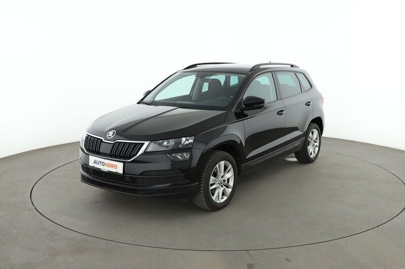 Schwarz Gebraucht 2021 Skoda Karoq Ambition SUV | 22.380 € (Guter Preis) - Bild 1/4