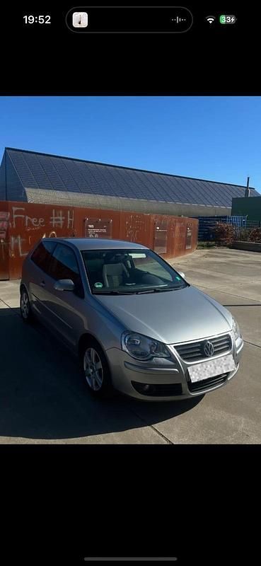 Grau Gebraucht 2009 VW Polo United Coupé | 2.300 € (Fairer Preis) - Bild 1/4