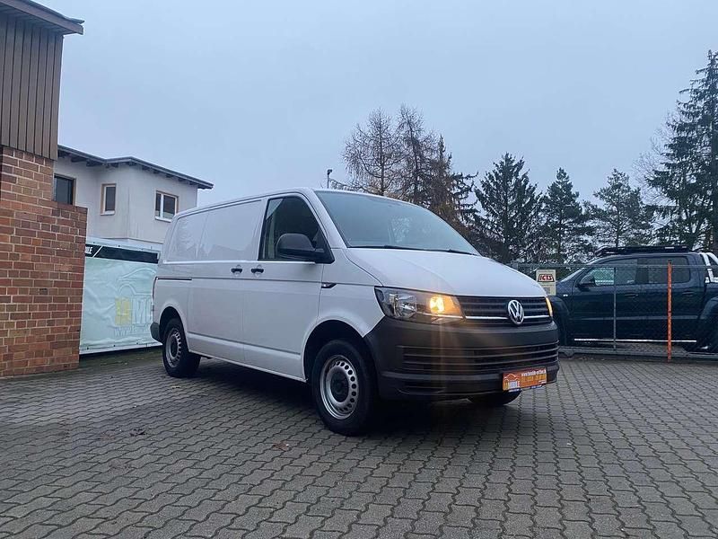 Gebraucht VW Transporter 102 PS (75 kW) 2018 Candyweiß Van
