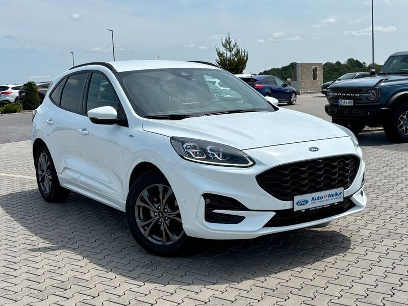 Gebraucht Ford Kuga ST-Line X 150 PS (110 kW) 2021 Frostweiß SUV