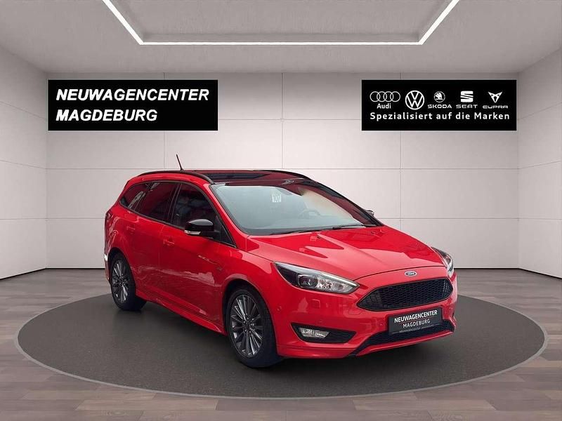 Gebraucht Ford Focus ST-Line 140 PS (102 kW) 2018 Rot Kombi