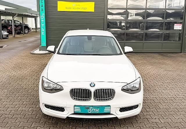 Gebraucht BMW 120 Urban Line 184 PS (135 kW) 2014 Weiß Kleinwagen