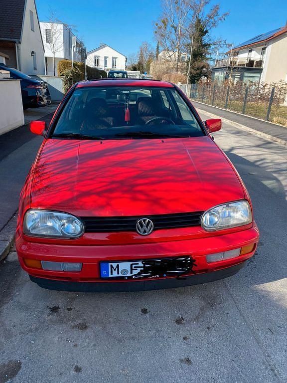 Rot Gebraucht 1997 VW Golf Cabriolet Cabrio | 2.500 € (Etwas zu teuer) - Bild 1/4