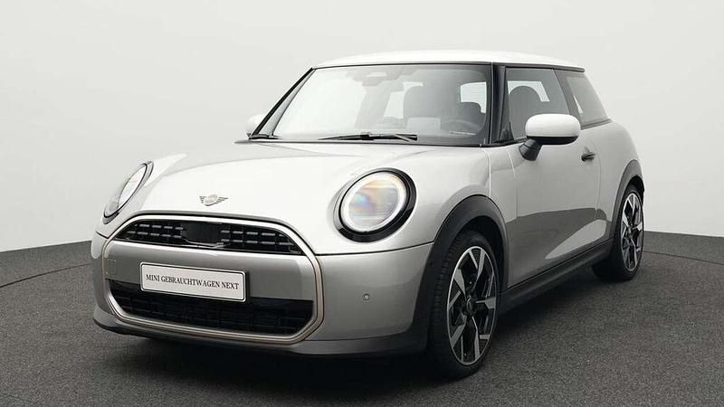 Gebraucht Mini Cooper Favoured 156 PS (114 kW) 2024 Grau Kleinwagen