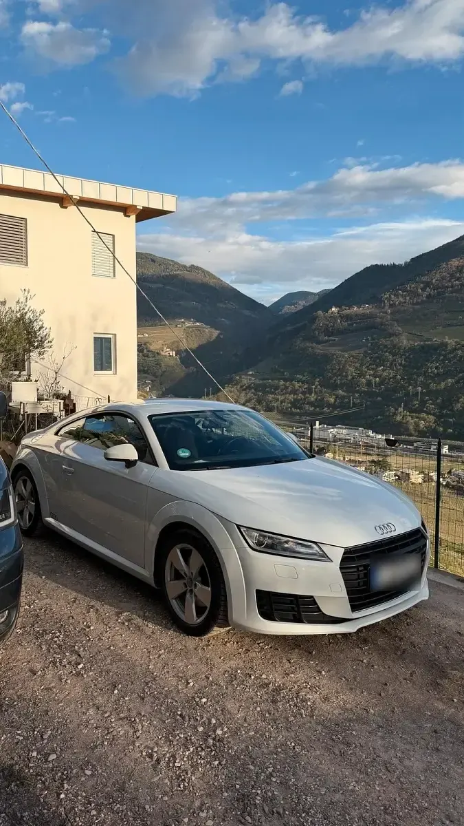 Gebraucht Audi TT Design 183 PS (134 kW) 2015 Weiß Coupé