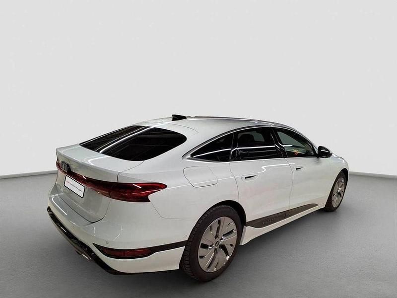 Gebraucht Audi e-tron Sportback Ambiente 210 kW (286 PS) 2025 Gletscherweiß metallic SUV