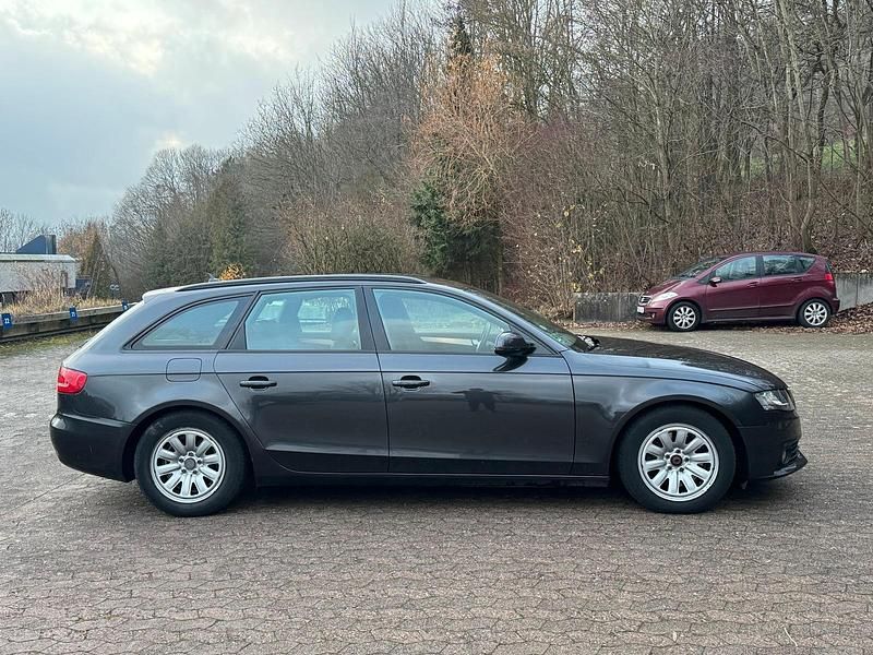 Gebraucht Audi A4 S-Line 160 PS (117 kW) 2010 Schwarz Kombi