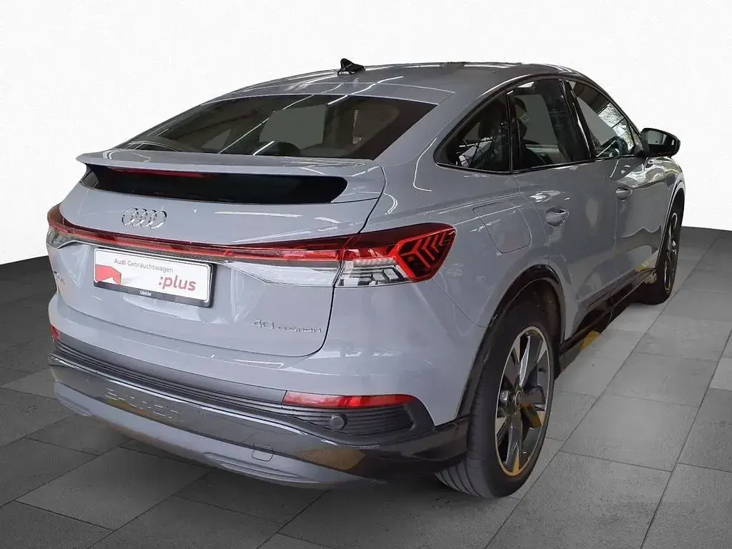 Second-hand Audi Q4 e-tron 150 kW (204 CP) 2023 Gri SUV