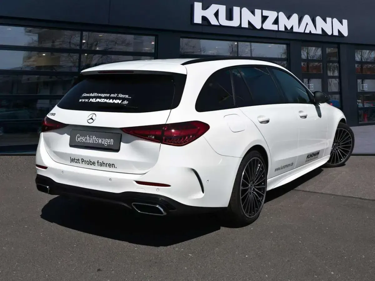 Gebraucht Mercedes C180 AMG 170 PS (125 kW) 2026 Weiß Kombi