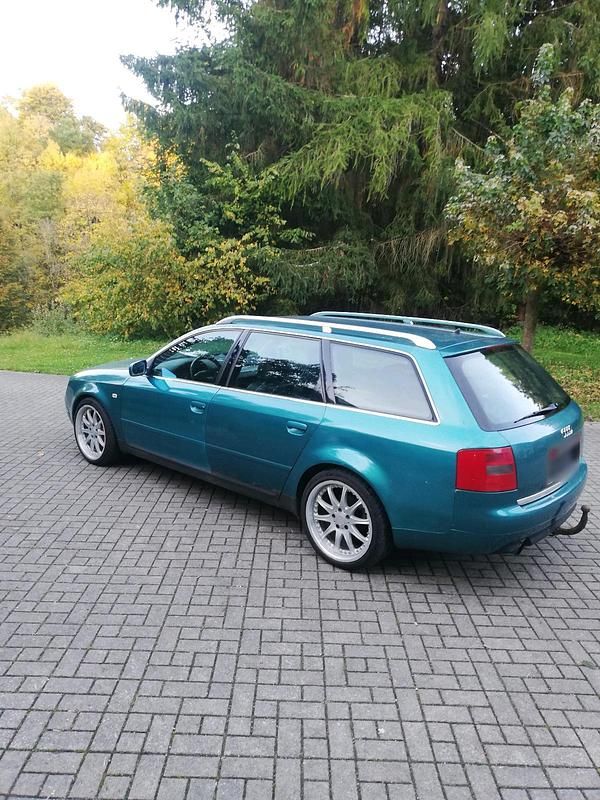 Gebraucht Audi A6 193 PS (141 kW) 1997 Grün Kombi