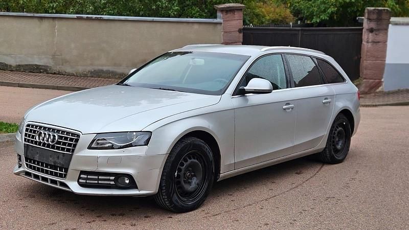 Gebraucht Audi A4 143 PS (105 kW) 2008 Silber Limousine