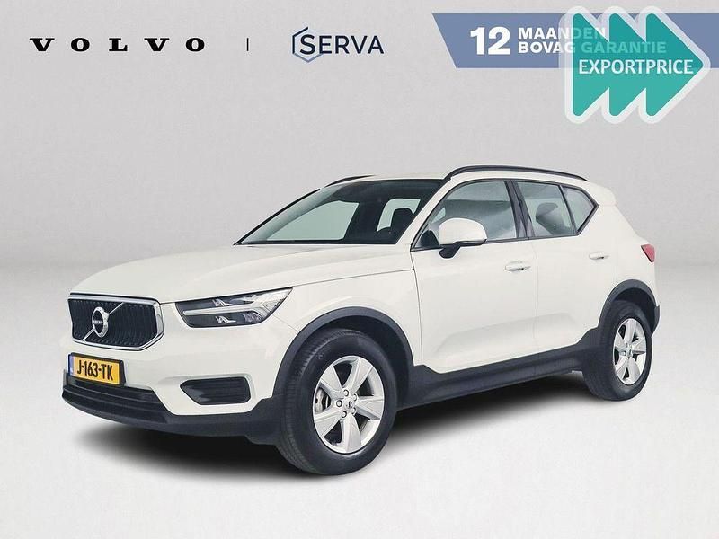 Weiß Gebraucht 2020 Volvo XC40 Momentum SUV | 22.429 € (Guter Preis) - Bild 1/4