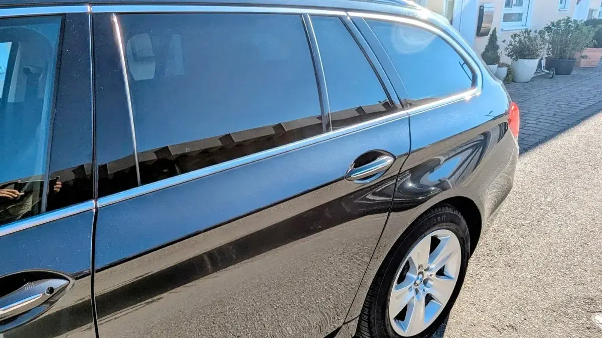 Gebraucht BMW 530 Performance 245 PS (180 kW) 2011 Grau Limousine