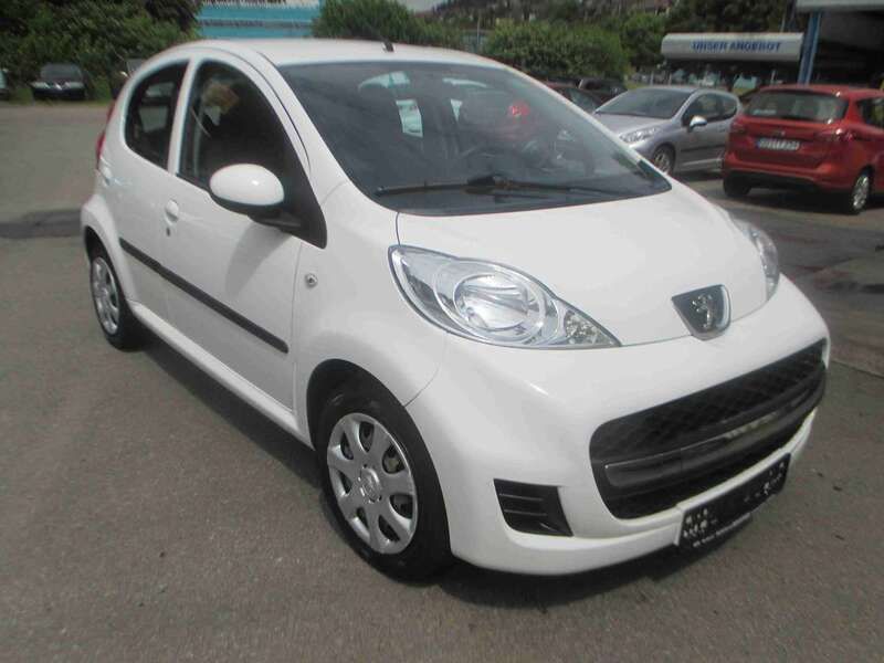 Zu lackieren weiss 068 Gebraucht 2011 Peugeot 107 Filou Kleinwagen | 3.600 € (Fairer Preis) - Bild 1/4