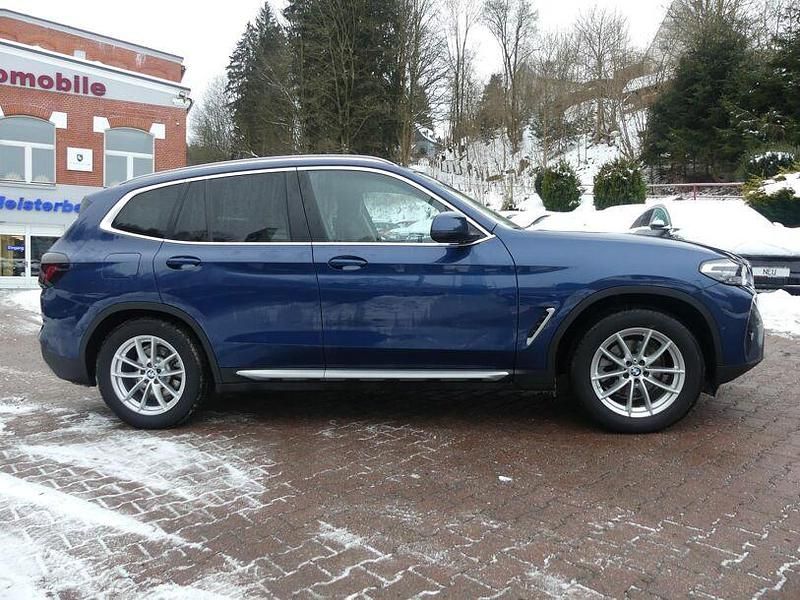 Gebraucht BMW X3 Performance 190 PS (139 kW) 2022 Blau SUV