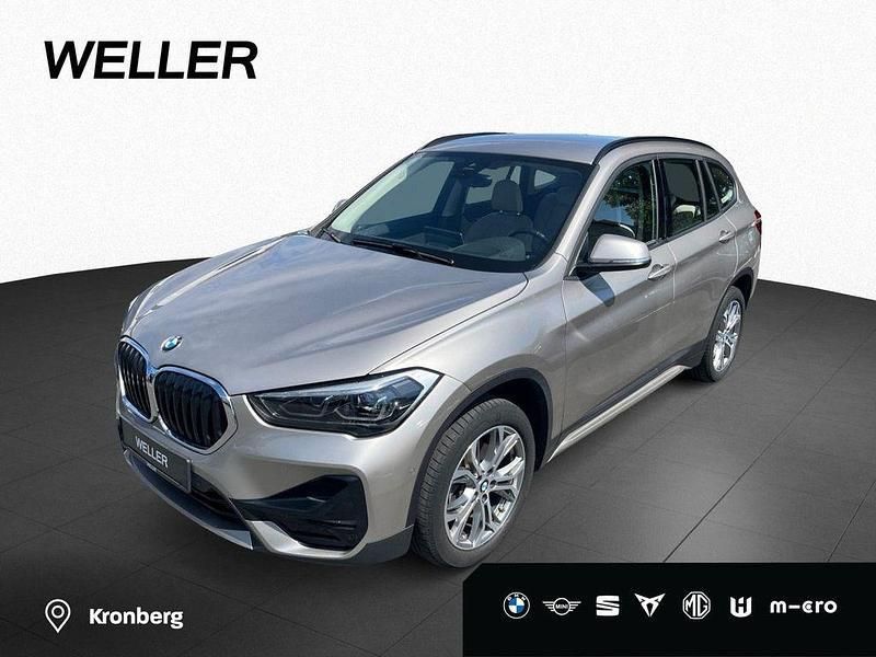 Silber Gebraucht 2021 BMW X1 Performance SUV | 29.450 € (Fairer Preis) - Bild 1/4