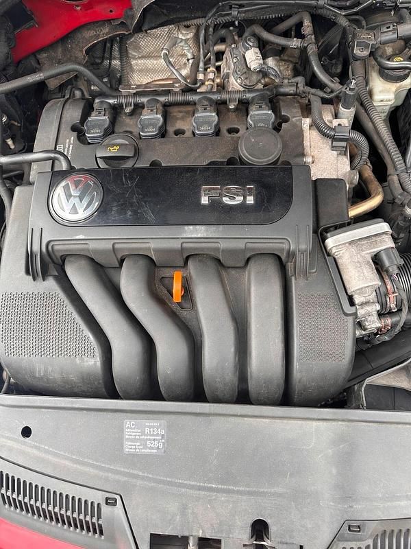 Rot Gebraucht 2005 VW Golf IV Limousine | 990 € (Superpreis) - Bild 1/4