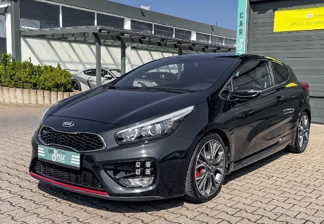 Zilinaschwarz met Gebraucht 2015 Kia ProCeed GT-Challenge Kleinwagen | 14.990 € (Fairer Preis) - Bild 1/4