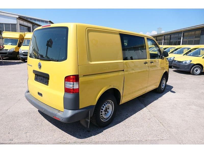 Begagnad VW Transporter 84 HK (61 kW) 2010 Gul Van
