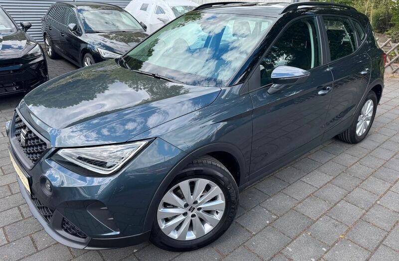 Grau Gebraucht 2022 Seat Arona Beats SUV | 20.750 € (Fairer Preis) - Bild 1/4