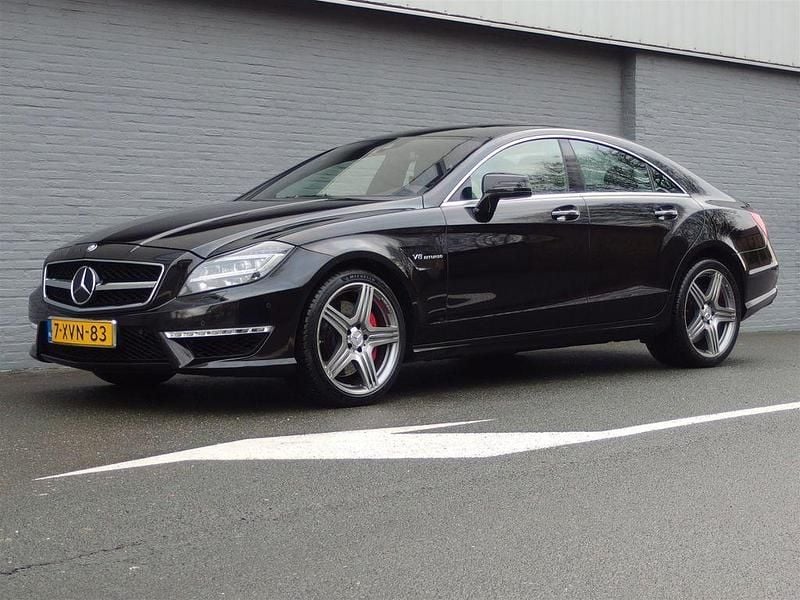 Schwarz Gebraucht 2013 Mercedes CLS63 AMG AMG Limousine | 29.950 € - Bild 1/4