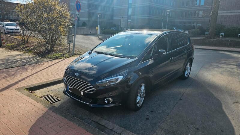 Gebraucht 2017 Ford S-MAX S Van / Kleinbus | 20.000 € (Etwas zu teuer) - Bild 1/4