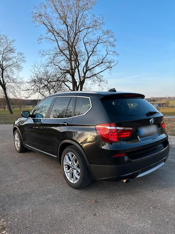 Gebraucht BMW X3 184 PS (135 kW) 2011 Schwarz SUV