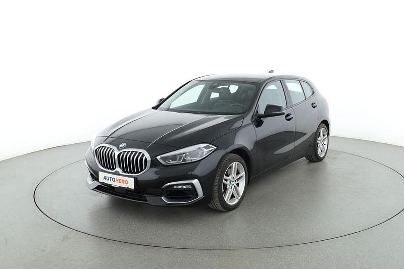 Schwarz Gebraucht 2020 BMW 118 Luxury Line Kleinwagen | 19.480 € (Etwas zu teuer) - Bild 1/3