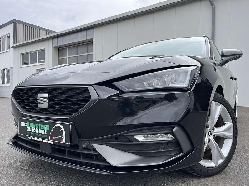 Schwarz Gebraucht 2021 Seat Leon FR-Line Kombi | 13.860 € (Fairer Preis) - Bild 1/4
