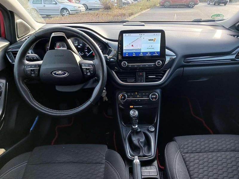 Gebraucht Ford Puma Titanium 125 PS (91 kW) 2020 Rot Kleinwagen