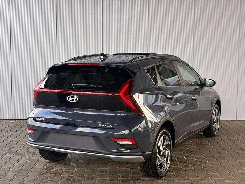 Neu Hyundai Bayon Premium 101 PS (74 kW) 2025 Lumen grey SUV