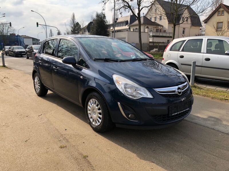 Blau Gebraucht 2012 Opel Corsa Limousine | 4.690 € (Etwas zu teuer) - Bild 1/4