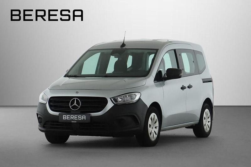 Silber Gebraucht 2022 Mercedes Citan 110 Kombi | 15.980 € (Superpreis) - Bild 1/4