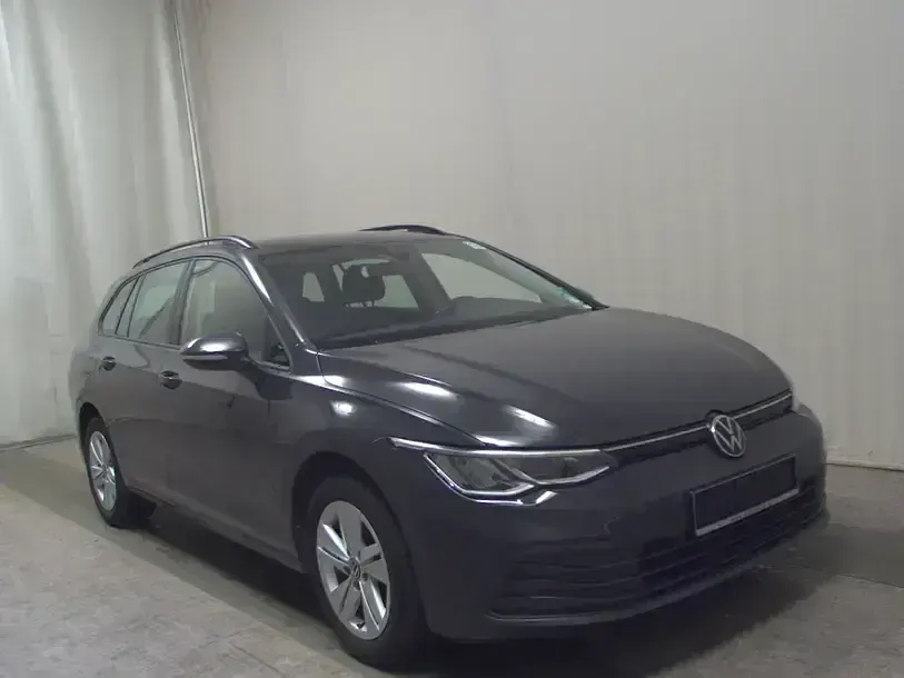Second-hand VW Golf VIII Highline 131 CP (96 kW) 2022 Gri Berlinǎ