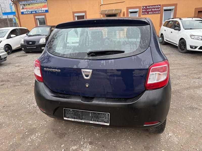 Gebraucht Dacia Sandero Celebration 75 PS (55 kW) 2015 Blau Limousine
