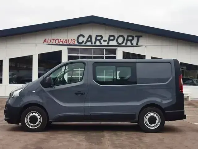 Gebraucht Renault Trafic 146 PS (107 kW) 2021 Grau Van / Kleinbus