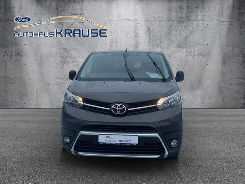 Gebraucht Toyota Proace 144 PS (105 kW) 2018 Basaltgrau Van / Kleinbus