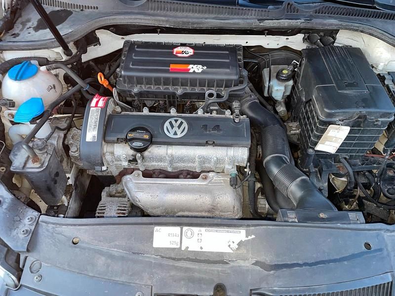 Gebraucht VW Golf 80 PS (58 kW) 2012 Weiß Coupé