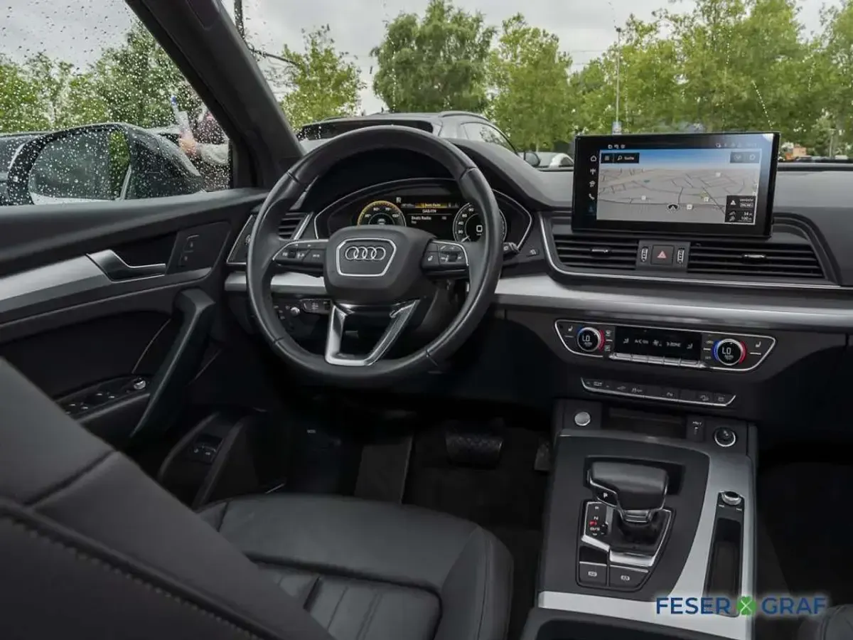 Gebraucht Audi Q5 Ambiente 299 PS (219 kW) 2025 Gletscherweiß metallic SUV