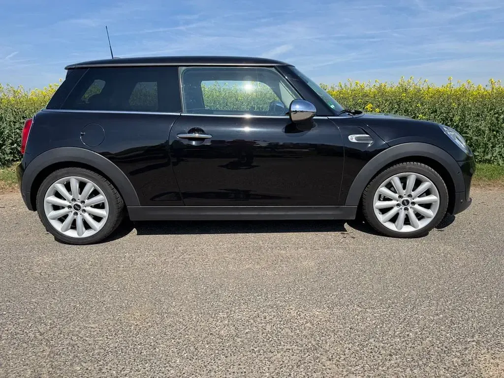 Gebraucht Mini Cooper Chili 136 PS (100 kW) 2017 Schwarz Kleinwagen