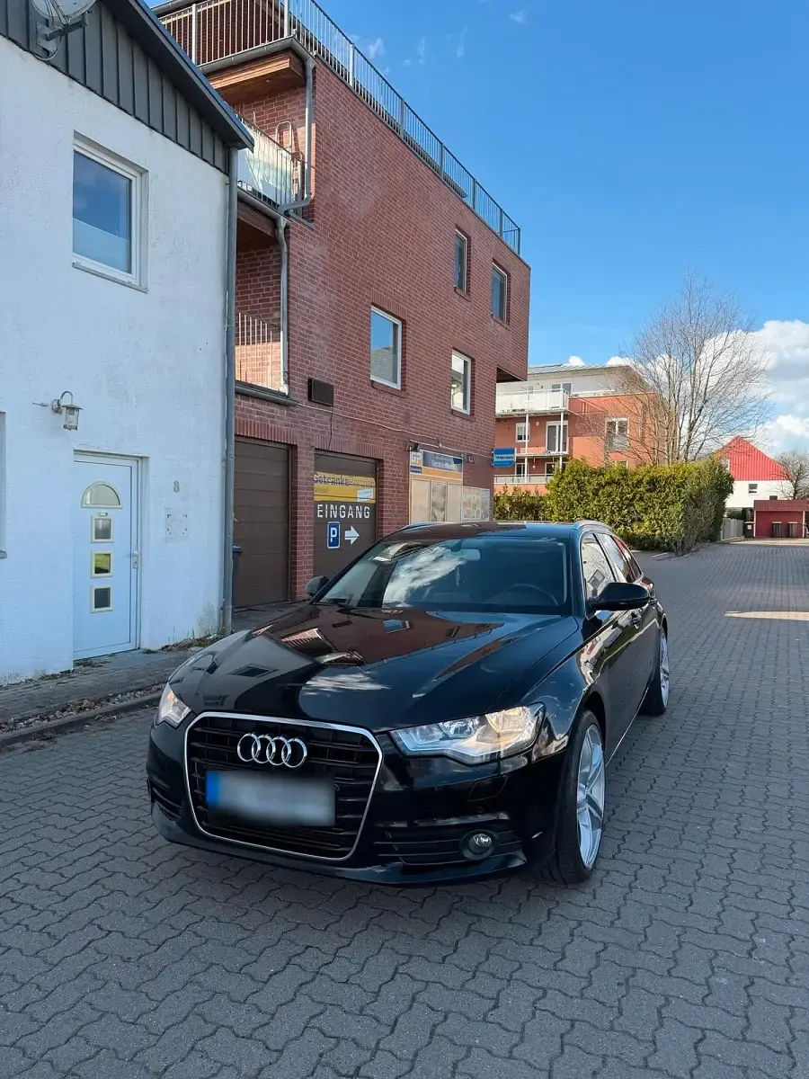 Second-hand Audi A6 204 CP (150 kW) 2012 Negru Break