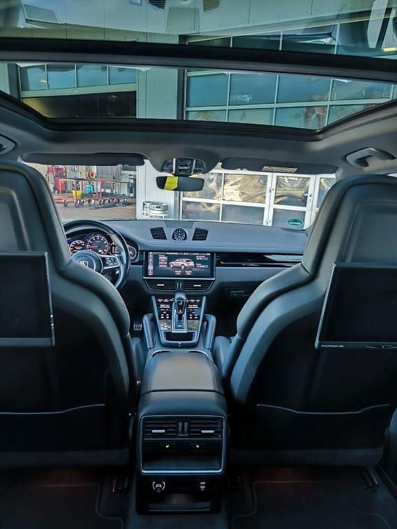 Gebraucht Porsche Cayenne S 441 PS (324 kW) 2019 Quarzitmetallic SUV